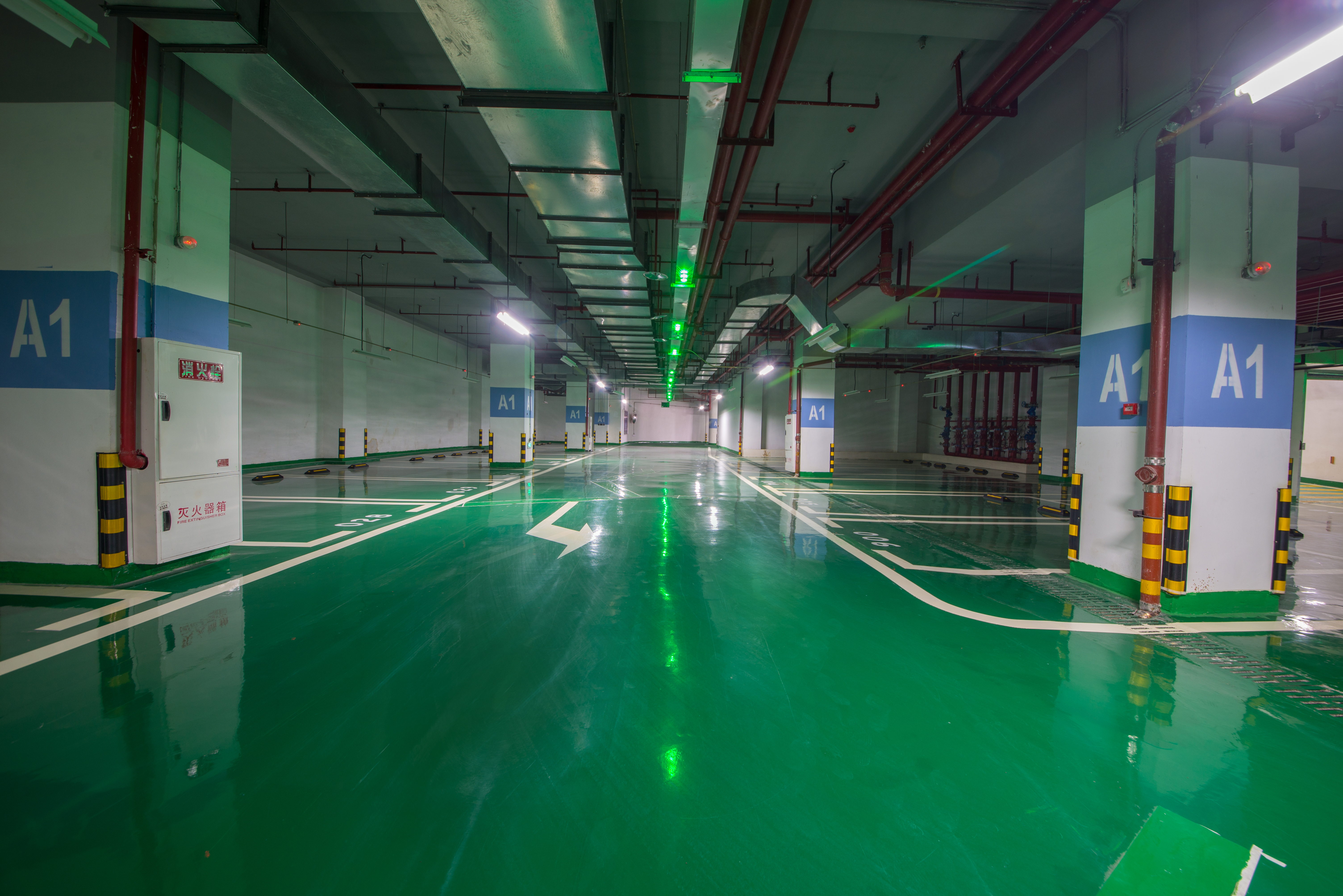 Instalaciones dentro de planta de producción